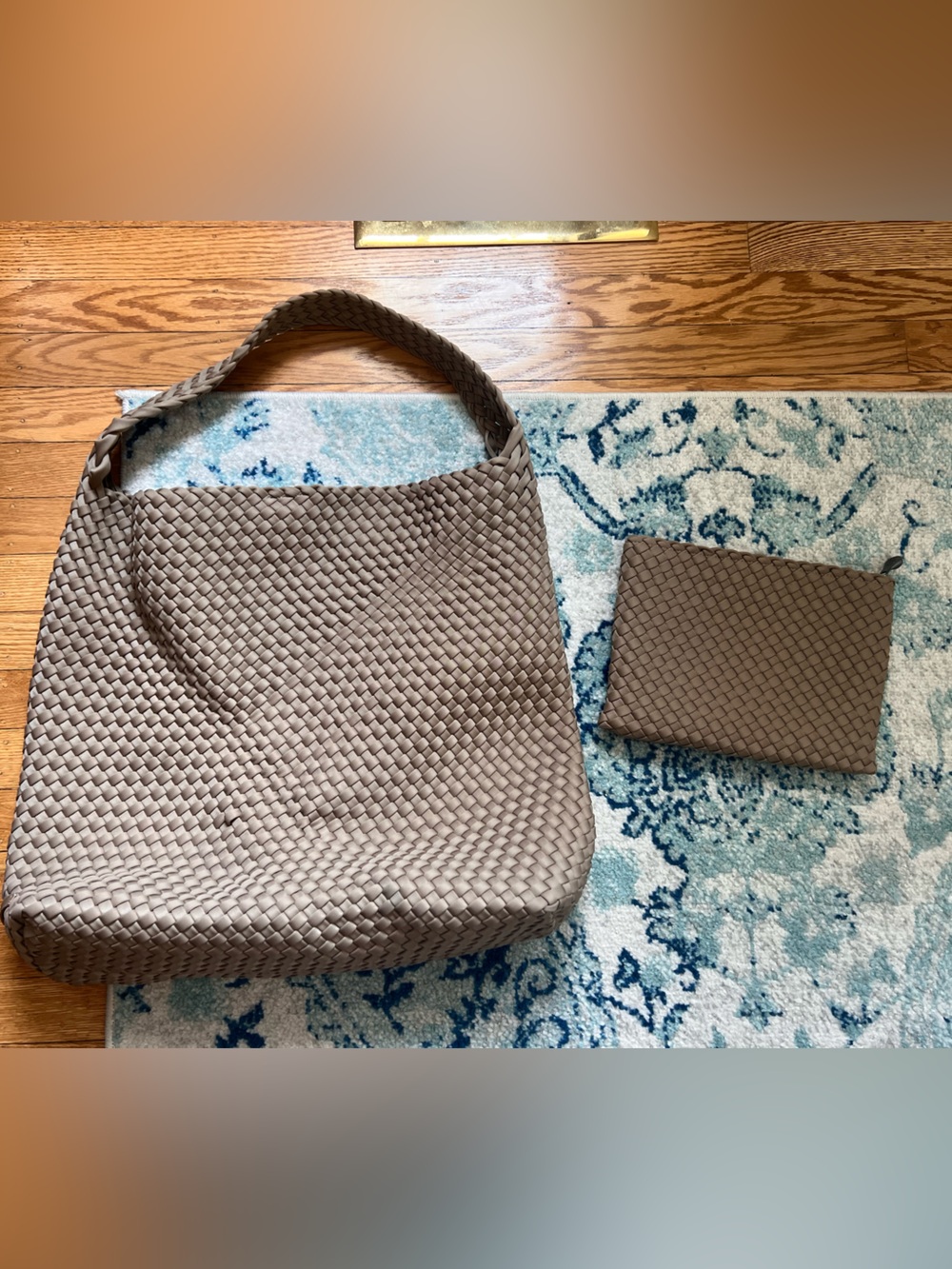 Naghedi Nomad Large Hobo - Cashmere - Picture 2 of 7
